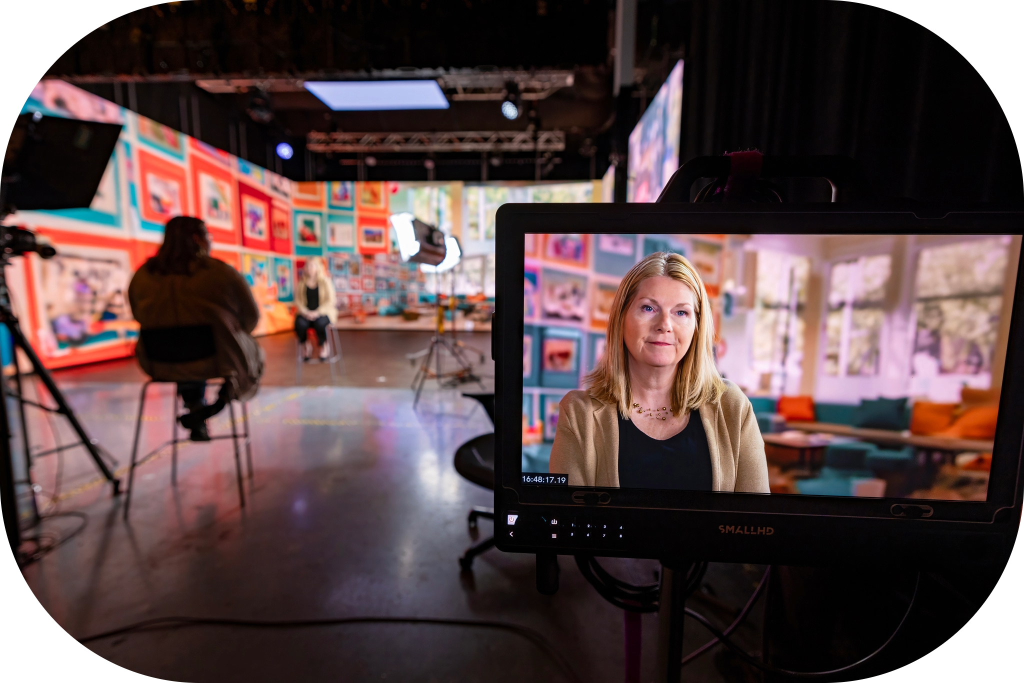 interview set led studio